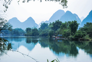 幼儿园小班教案《认识水果》