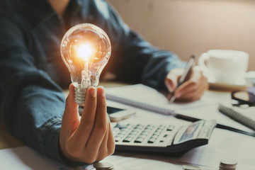 幼儿园小班教案《认识水果》